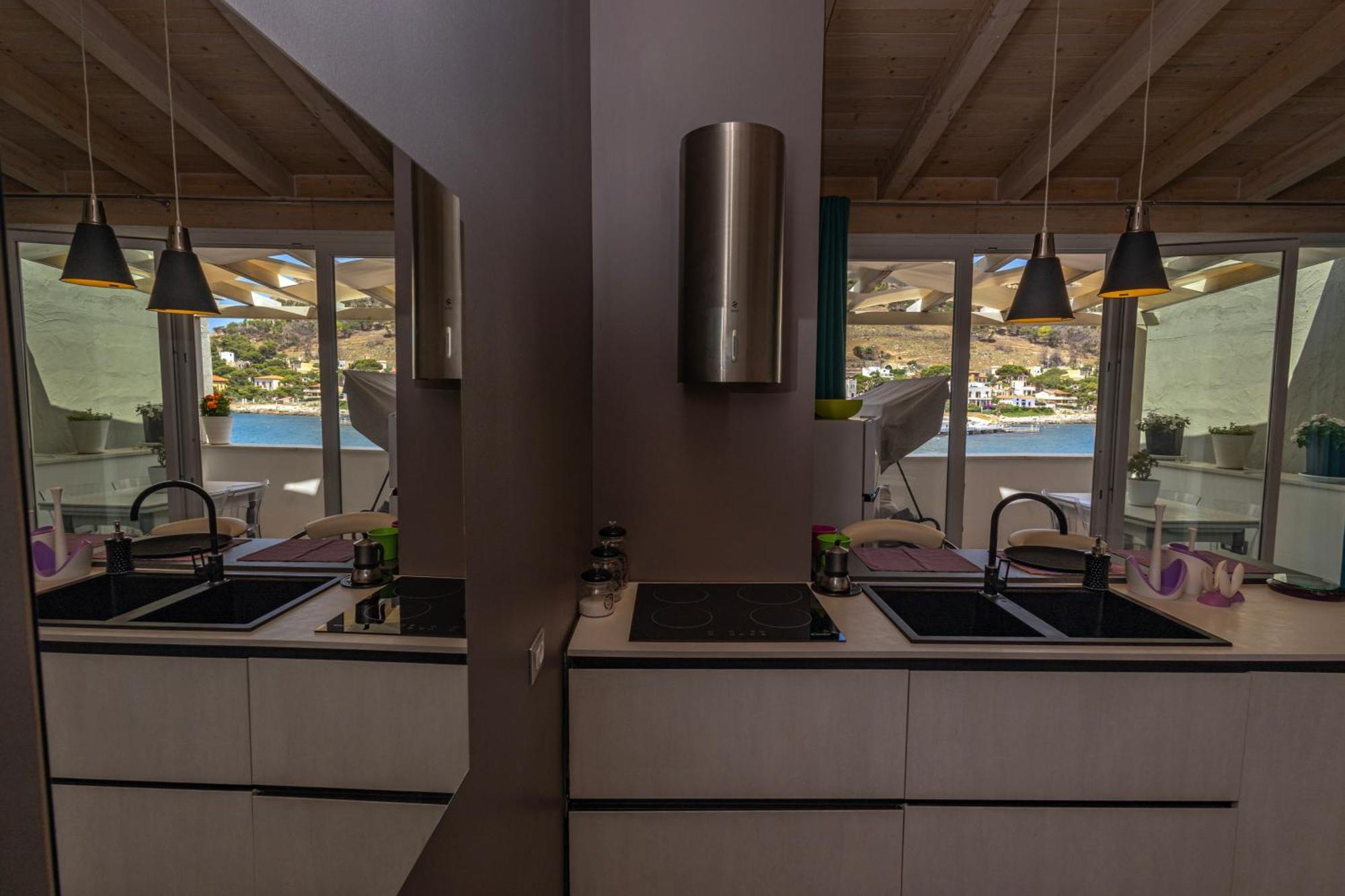 La Piazzetta A Mare Holiday House Sferracavallo Dış mekan fotoğraf