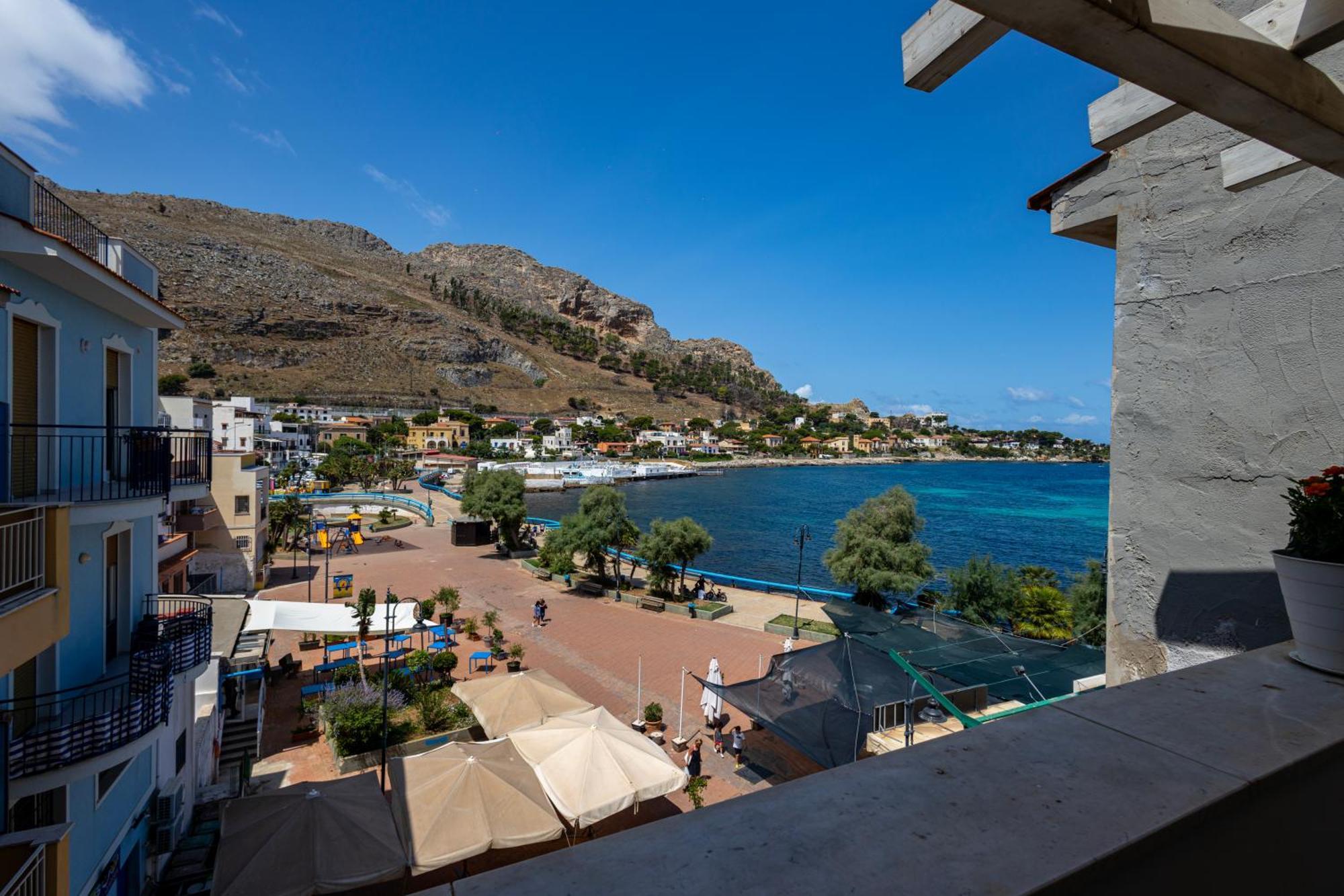 La Piazzetta A Mare Holiday House Sferracavallo Dış mekan fotoğraf